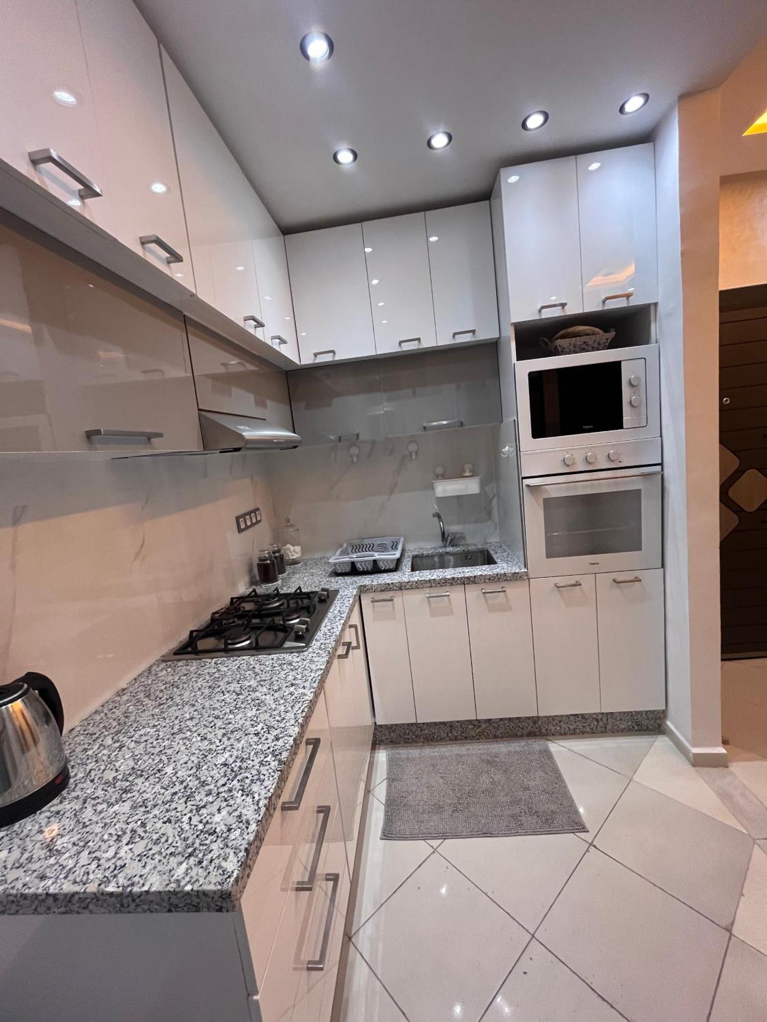 Appartement Renove Avec Style Et Parking Surveille Marrakesh Ngoại thất bức ảnh